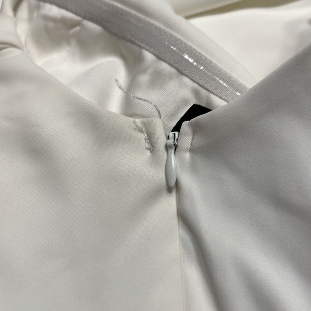 Lulu's White One Shoulder Side Pleated Side Slit Dress Sz S NWT - Picture 5 of 12